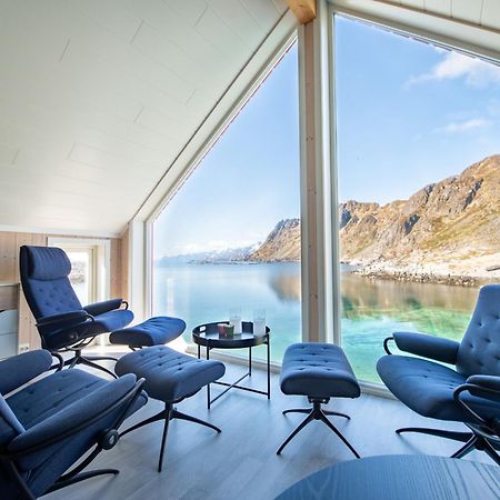 Lofoten Waterfront Luxury Lodge Ballstad Exteriör bild