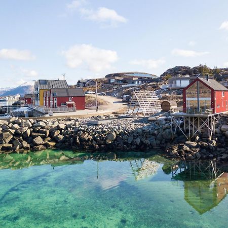 Lofoten Waterfront Luxury Lodge Ballstad Exteriör bild