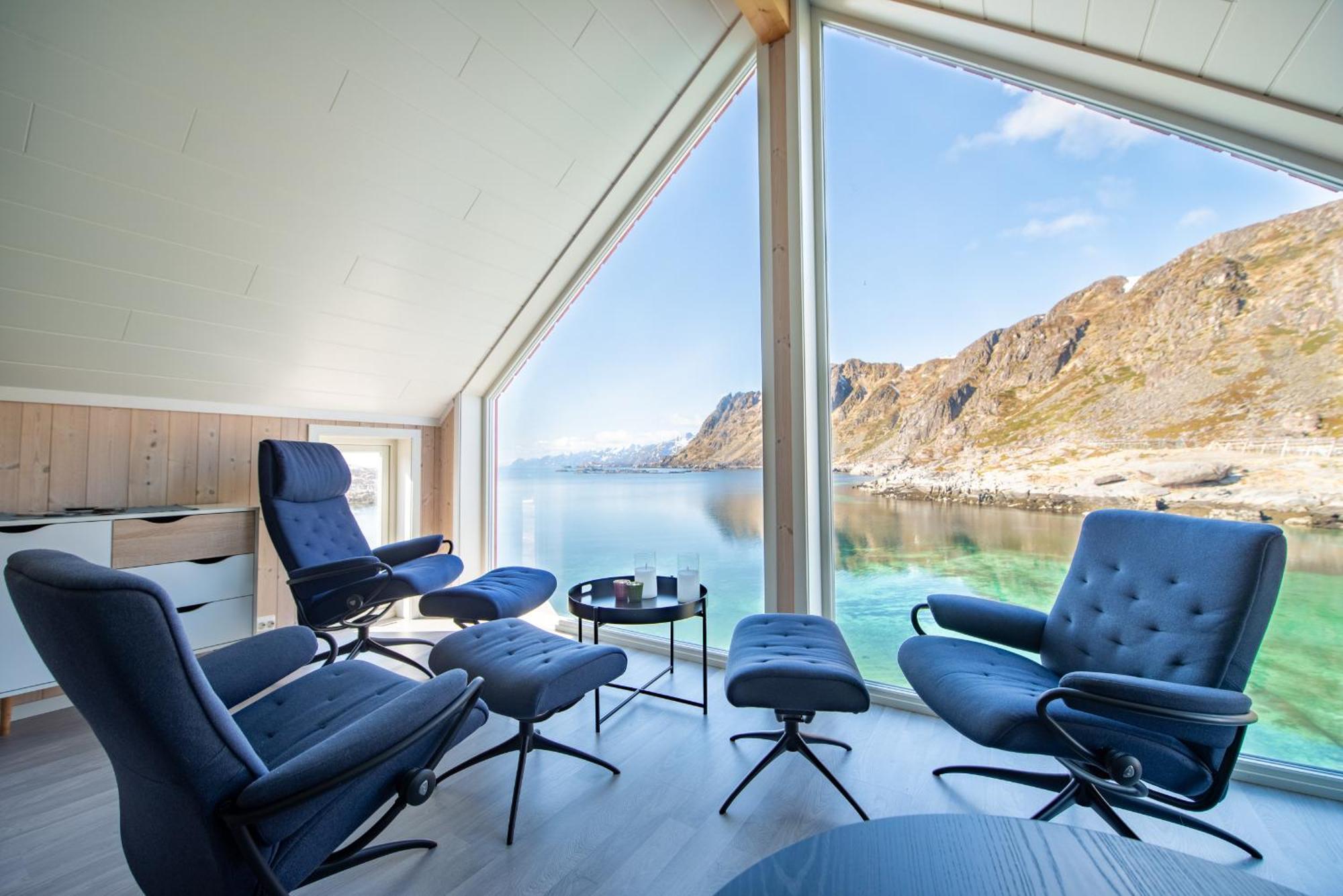 Lofoten Waterfront Luxury Lodge Ballstad Exteriör bild